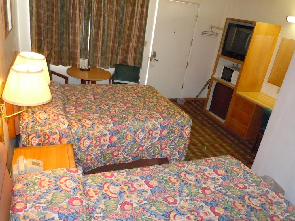 Value Inn Fallon Phòng bức ảnh