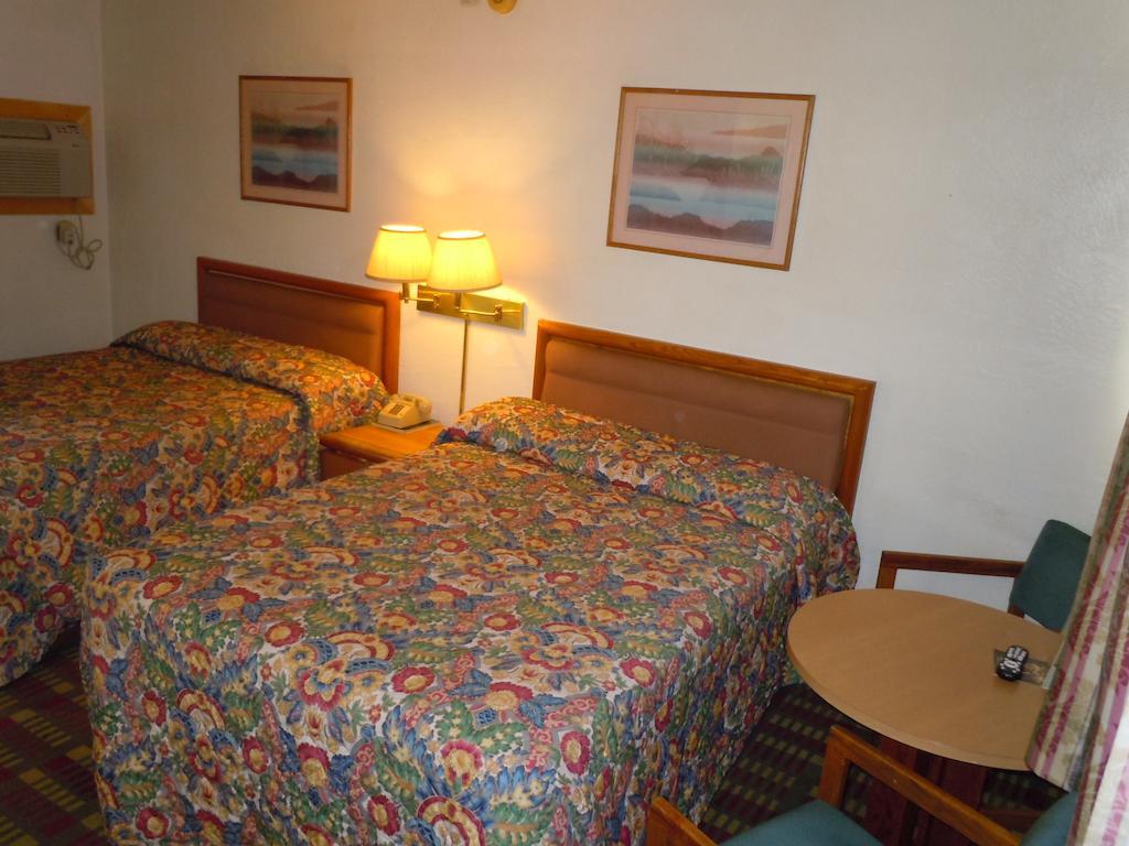 Value Inn Fallon Phòng bức ảnh