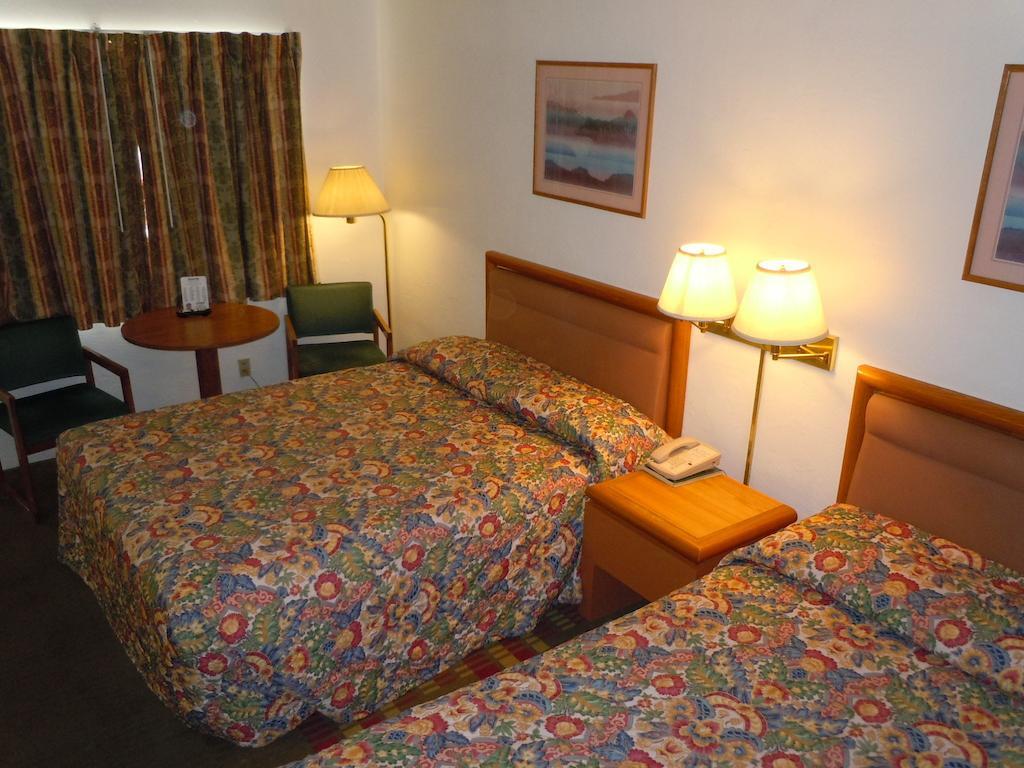 Value Inn Fallon Phòng bức ảnh