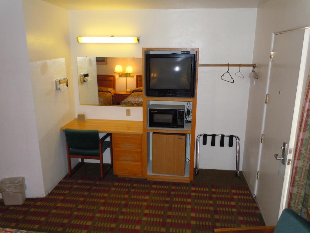 Value Inn Fallon Phòng bức ảnh