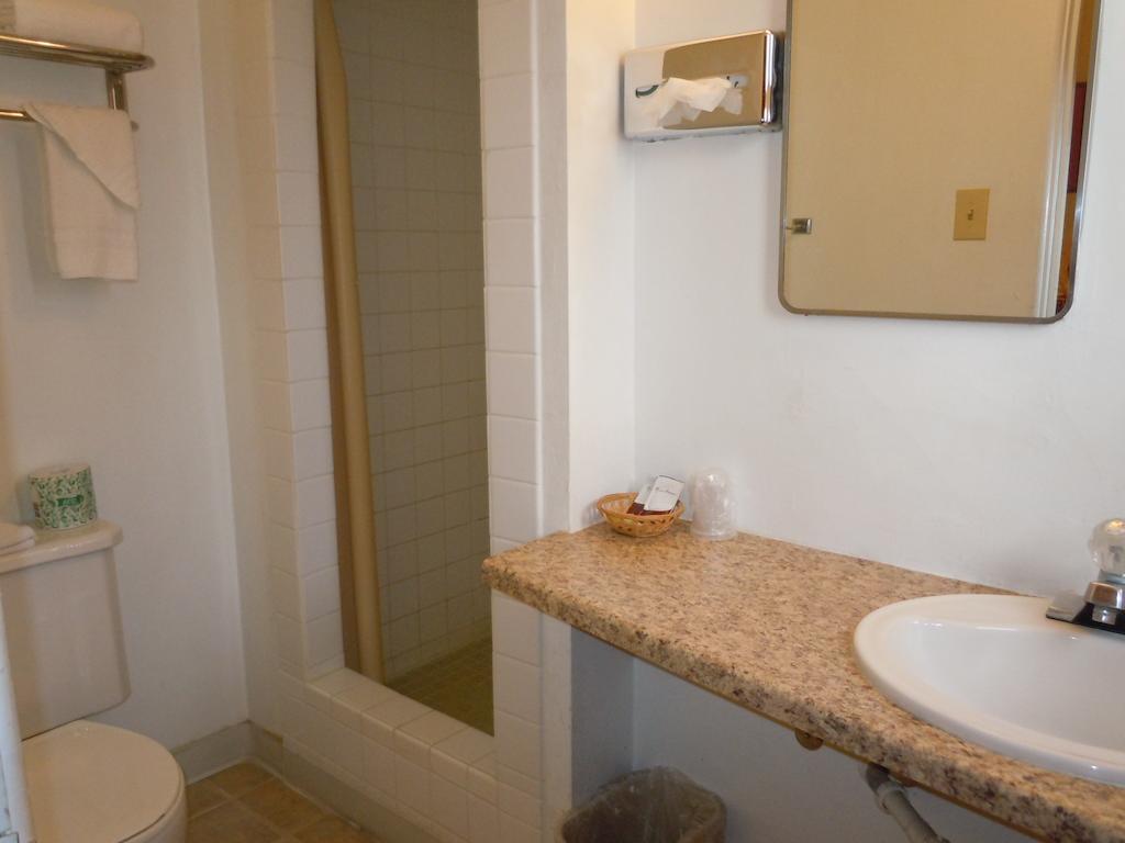 Value Inn Fallon Phòng bức ảnh