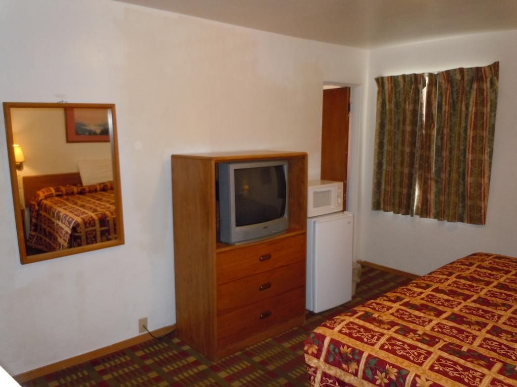 Value Inn Fallon Phòng bức ảnh